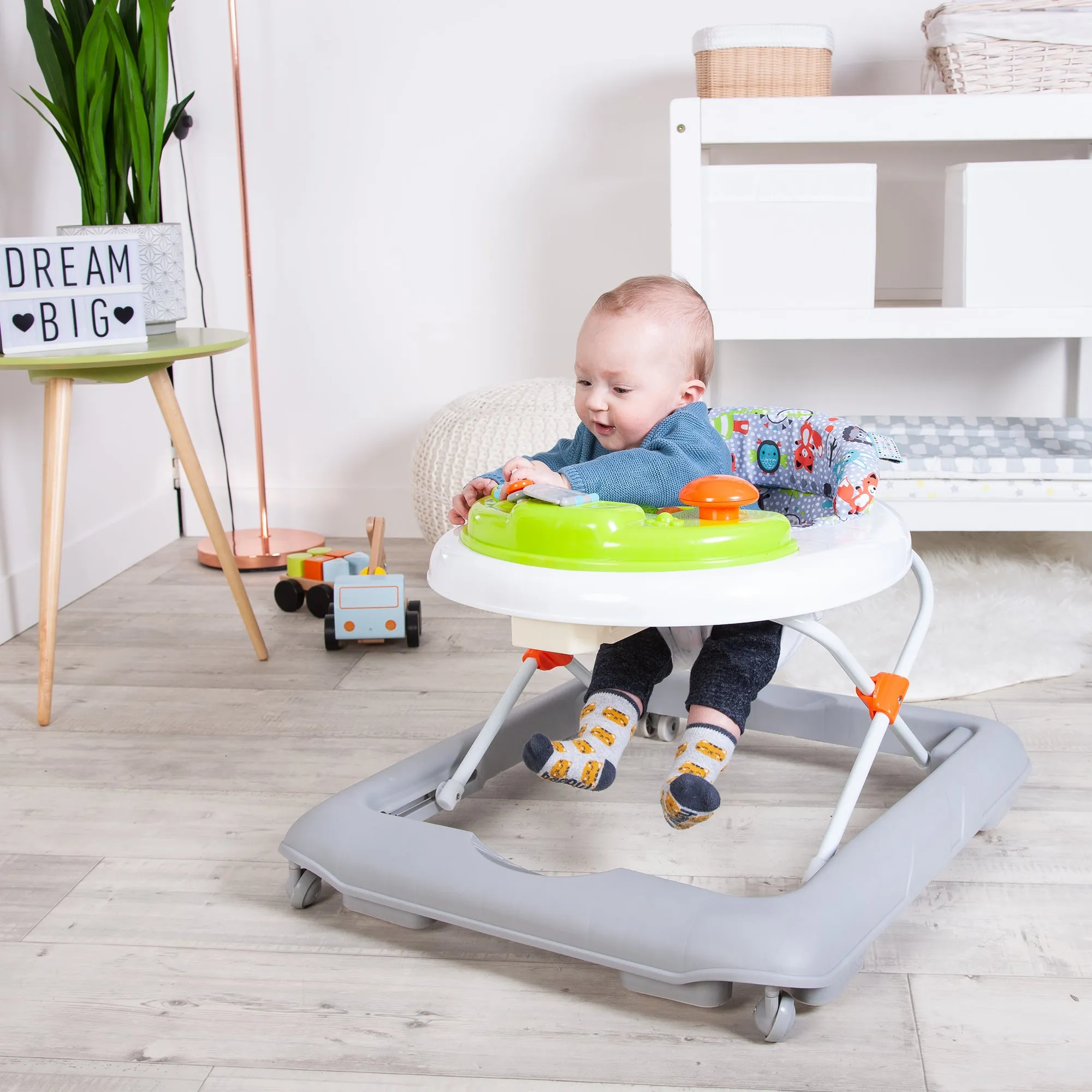 Red Kite Baby Go Round Jive Baby Walker